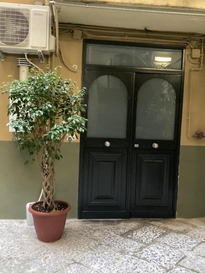 Zuccarella "Zuccherino"Nel Cortile Apartment Napoli Ngoại thất bức ảnh