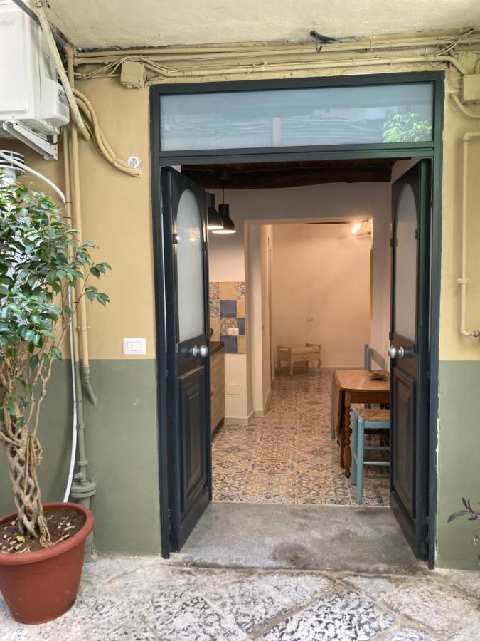 Zuccarella "Zuccherino"Nel Cortile Apartment Napoli Ngoại thất bức ảnh